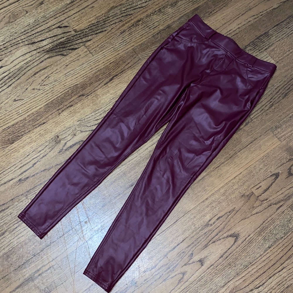 Burgundy faux leather legging